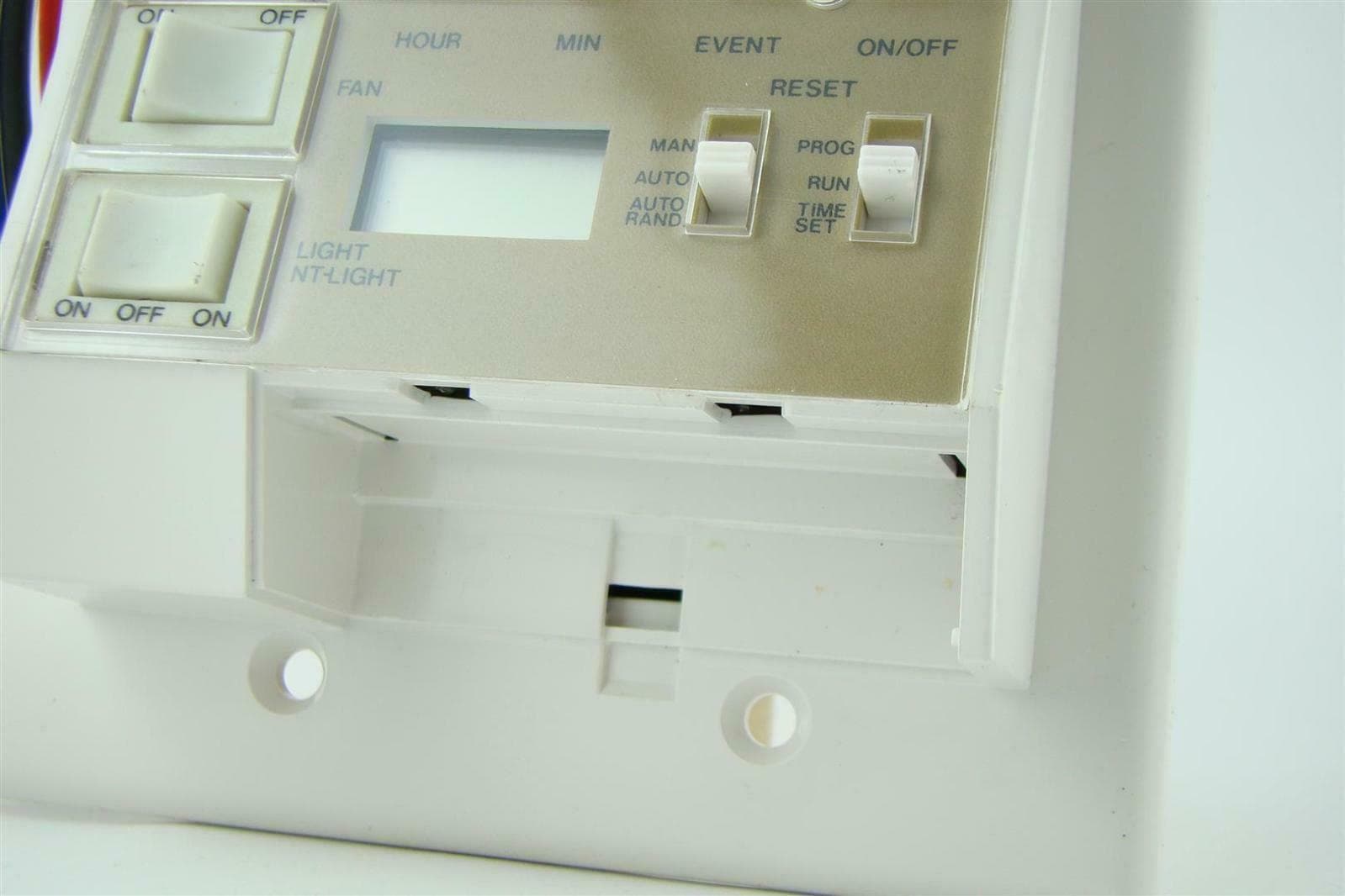 NuTone 24 hour digital Programmable timer 15 Amp 120V AC HST-24 2