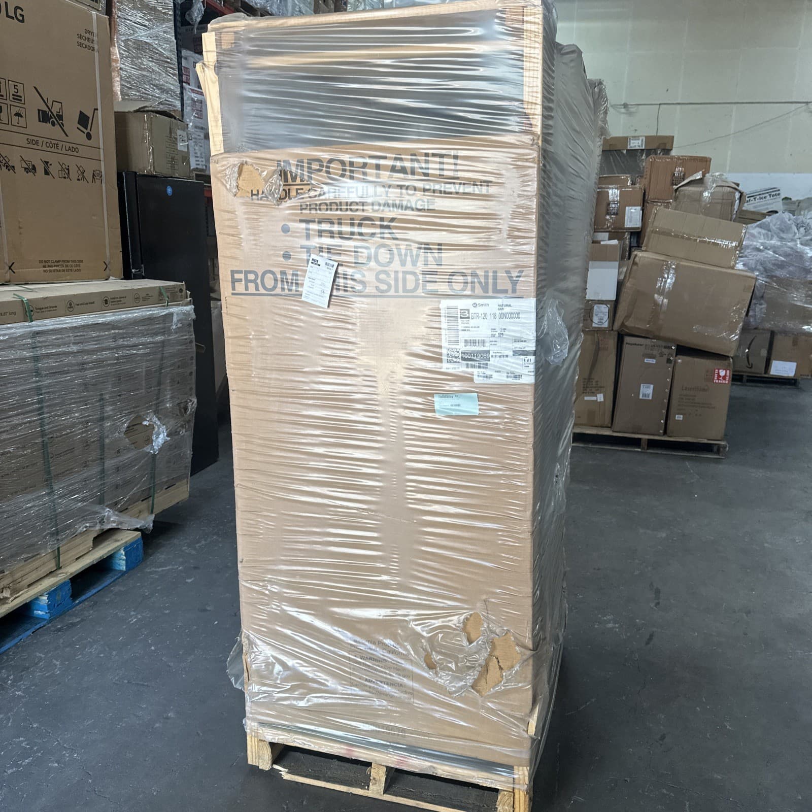 Year 2019 AO SMITH BTR-120 118 120K BTU NATURAL GAS WATER HEATER 71 Gallons