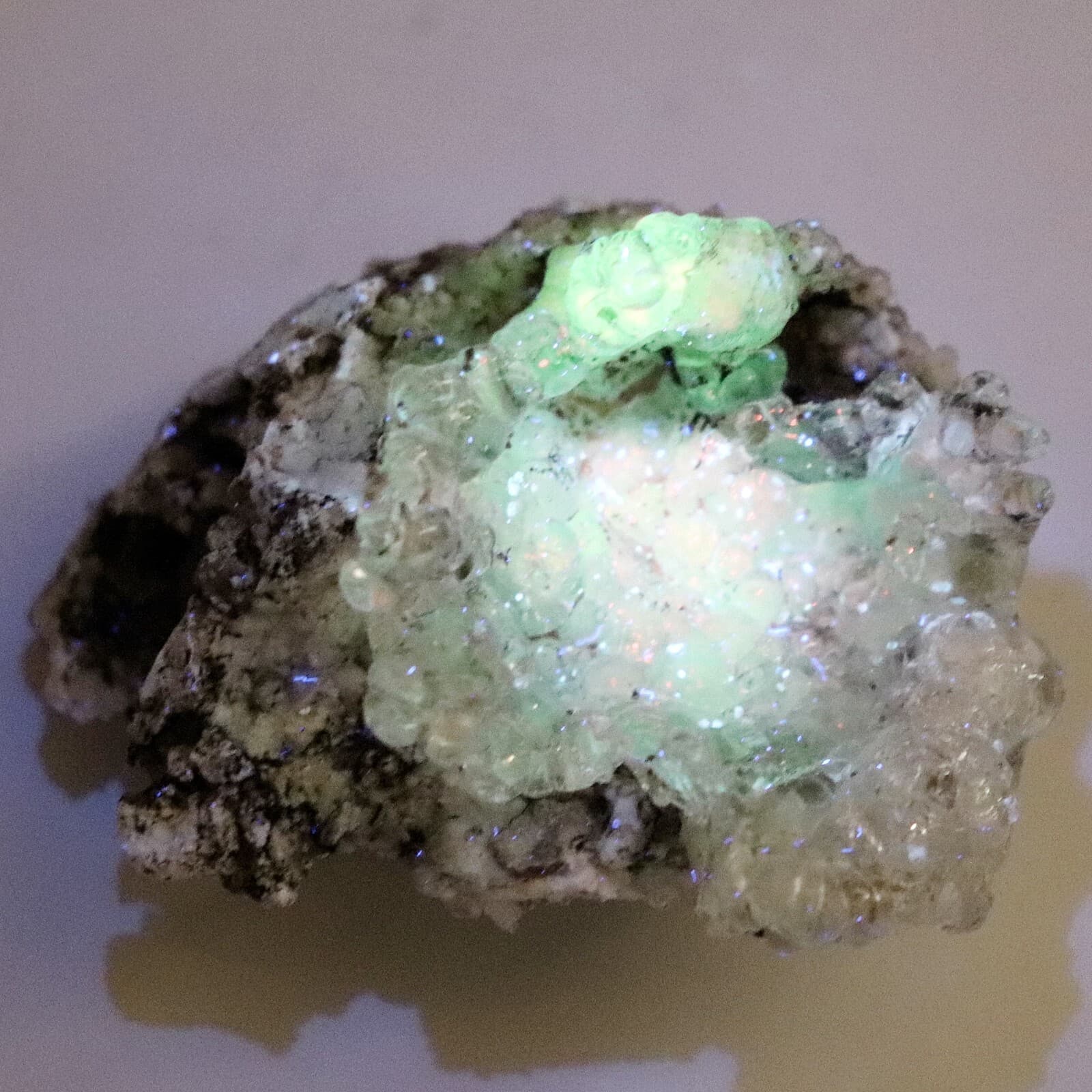 Fluorescent Mineral Specimen: Hyalite Opal and Chalcedony from Mexico (OPA41) 3