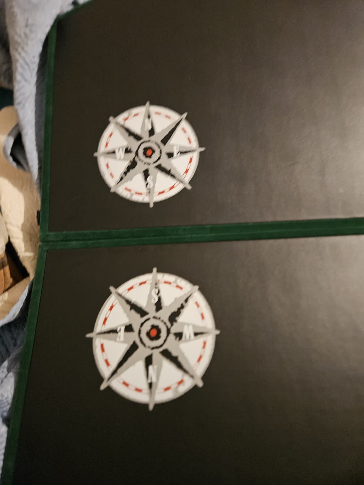 MARLBORO UNLIMITED COMPASS POKER TABLE TOP PORTABLE WITH TRAVEL CASE 6