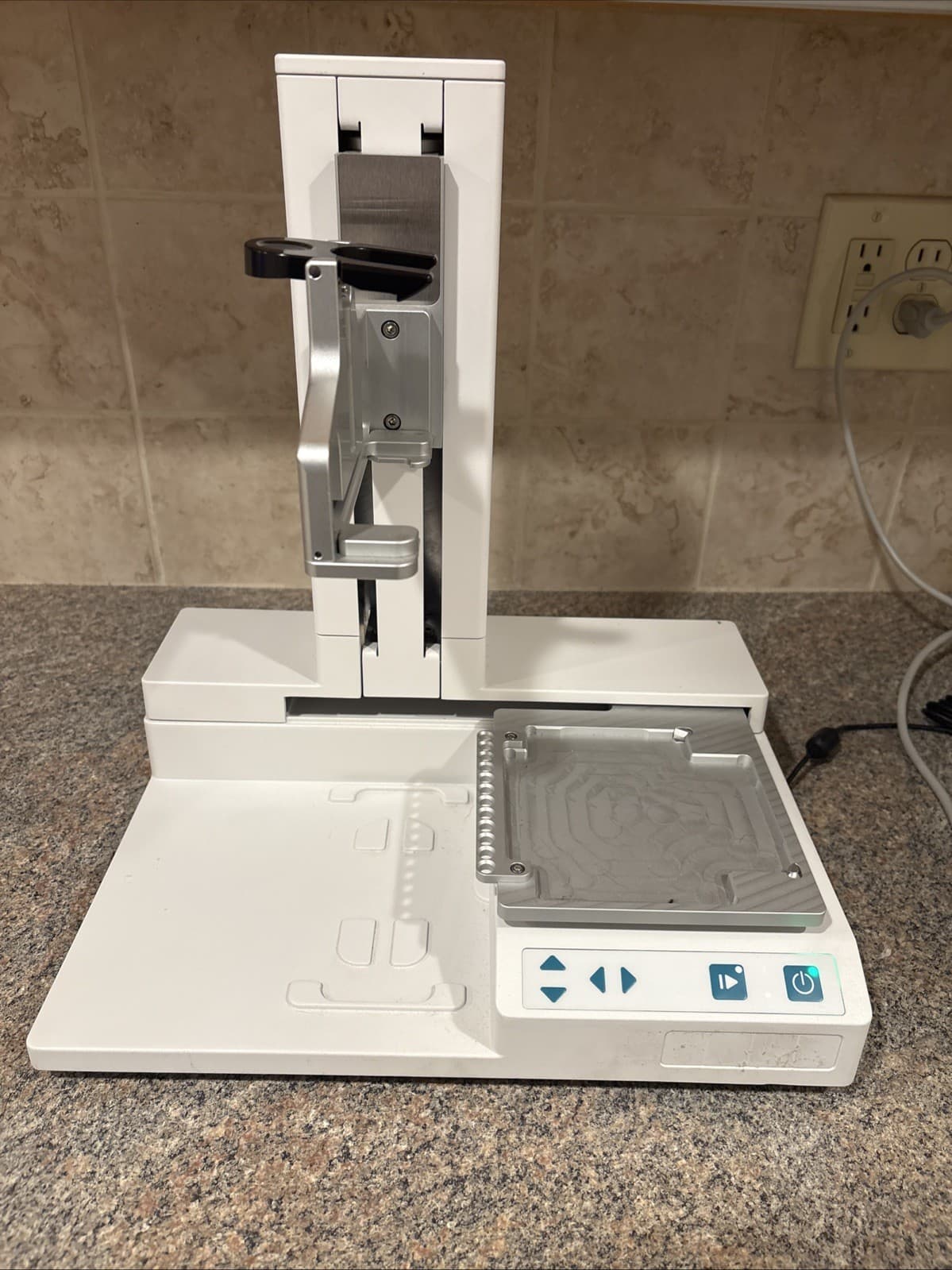 Integra Viaflow Assist Pipetting Robot /  Please read description 2