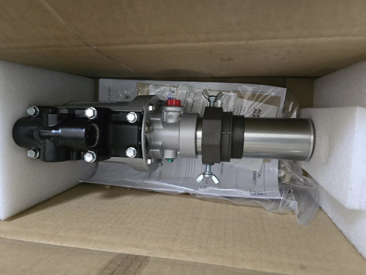 Graco 24G576 LD Series 3:1 Universal Oil Pump with Bung Adapter 3