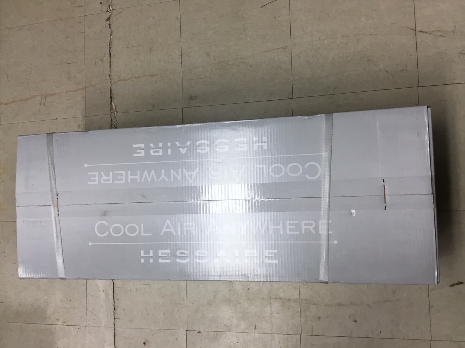 Hessaire Ductless Ac Heat Pump  12,000 BTU/h cooling & heating INNER UNIT ONLY 3