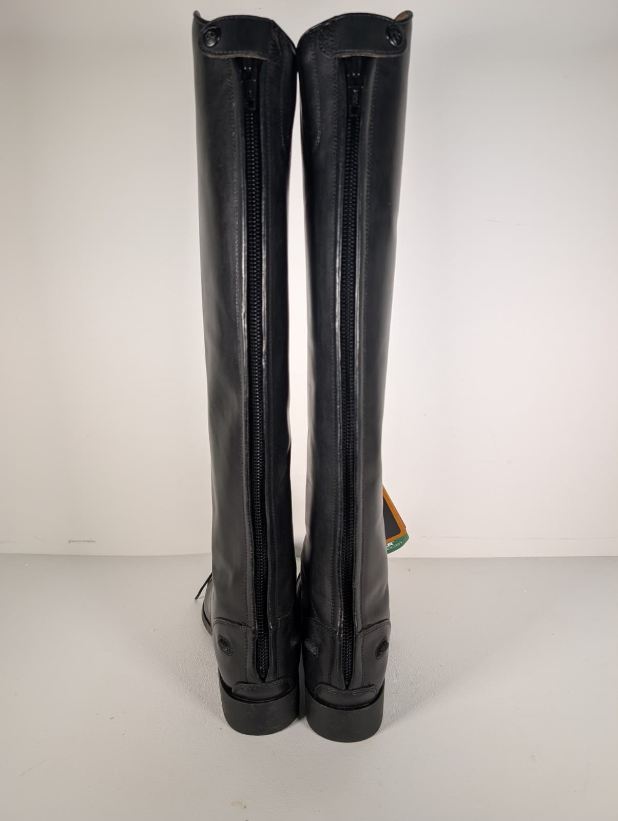 Ariat Womens Heritage Select Field Zip Boot Size 9B - NWT - Black 6