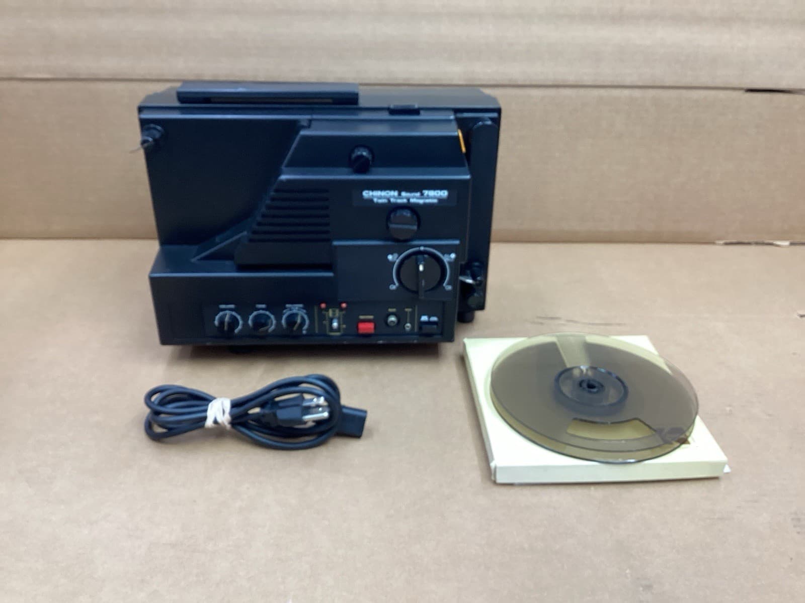 Chinon Sound 7800 Twin Track Magnetic 8MM Projector Vtg Turns On Spins 1 Reel