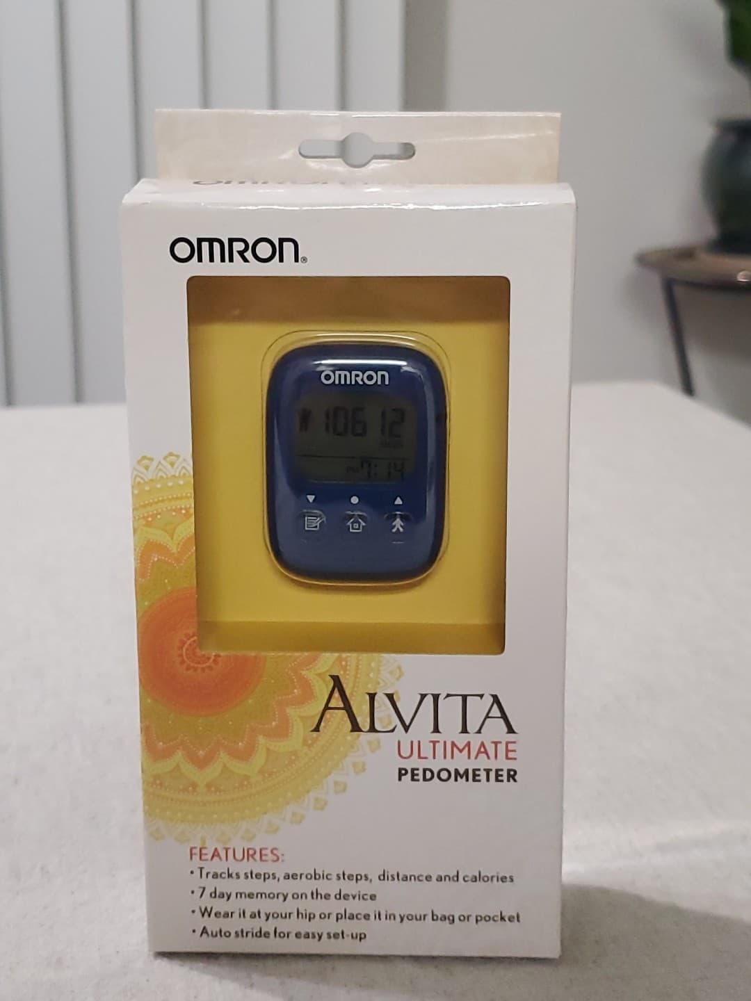 OMRON HJ325 Alvita Ultimate Pedometer, Blue Tracks Steps Calories Distance New