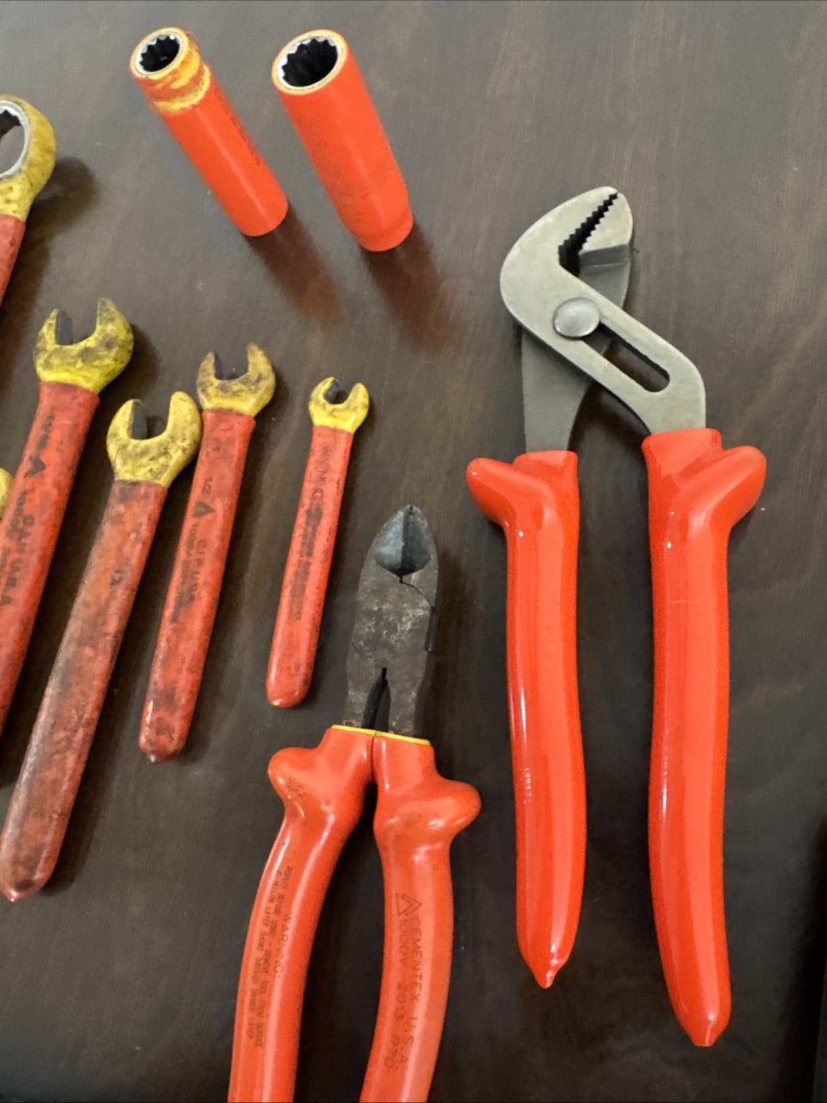 Cementex 17-Pc  lot of insulated tools 4