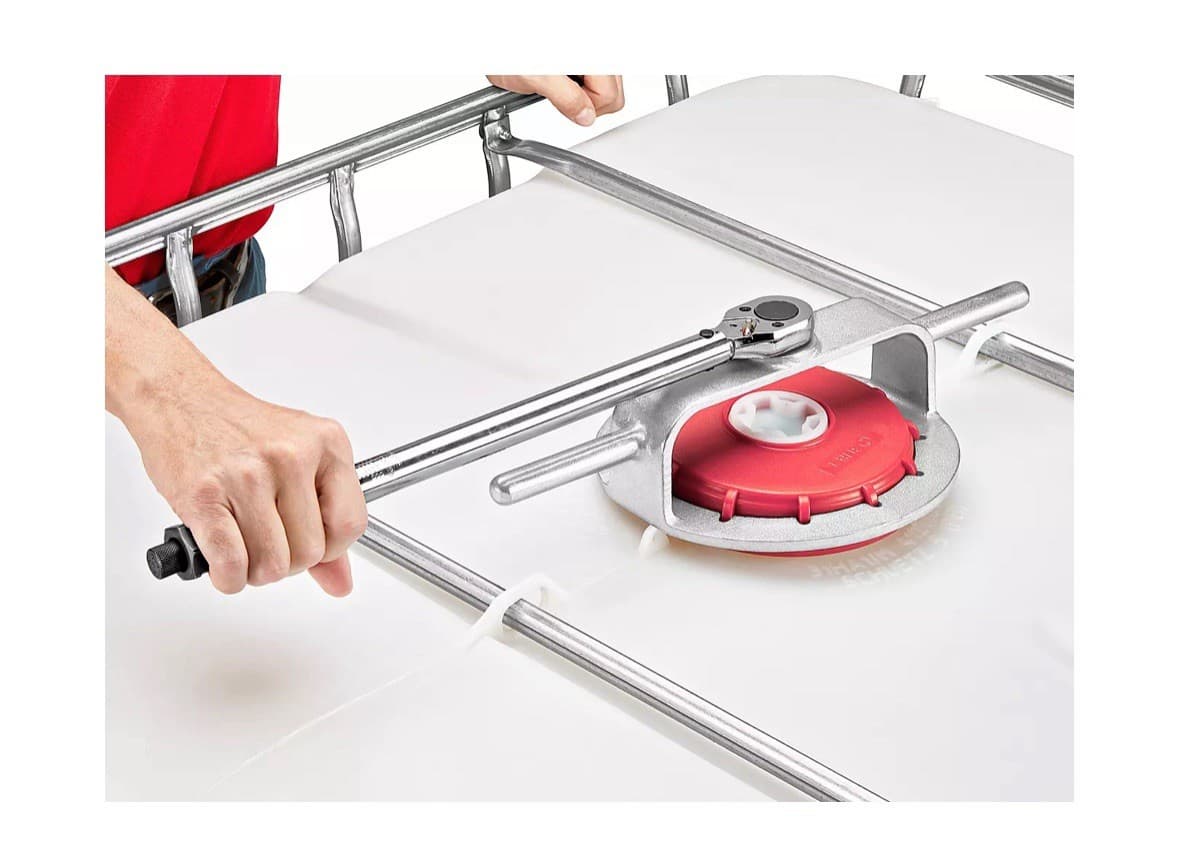 Uline H-9699 IBC Wrench – Aluminum Tool for 6” Tote Fill Caps 2