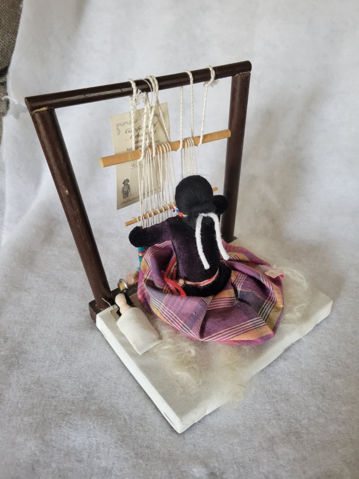 Vntg Small Loom w/Navajo WOMEN With baby Weaving A Rug w/tag 5 1/2"×" 4