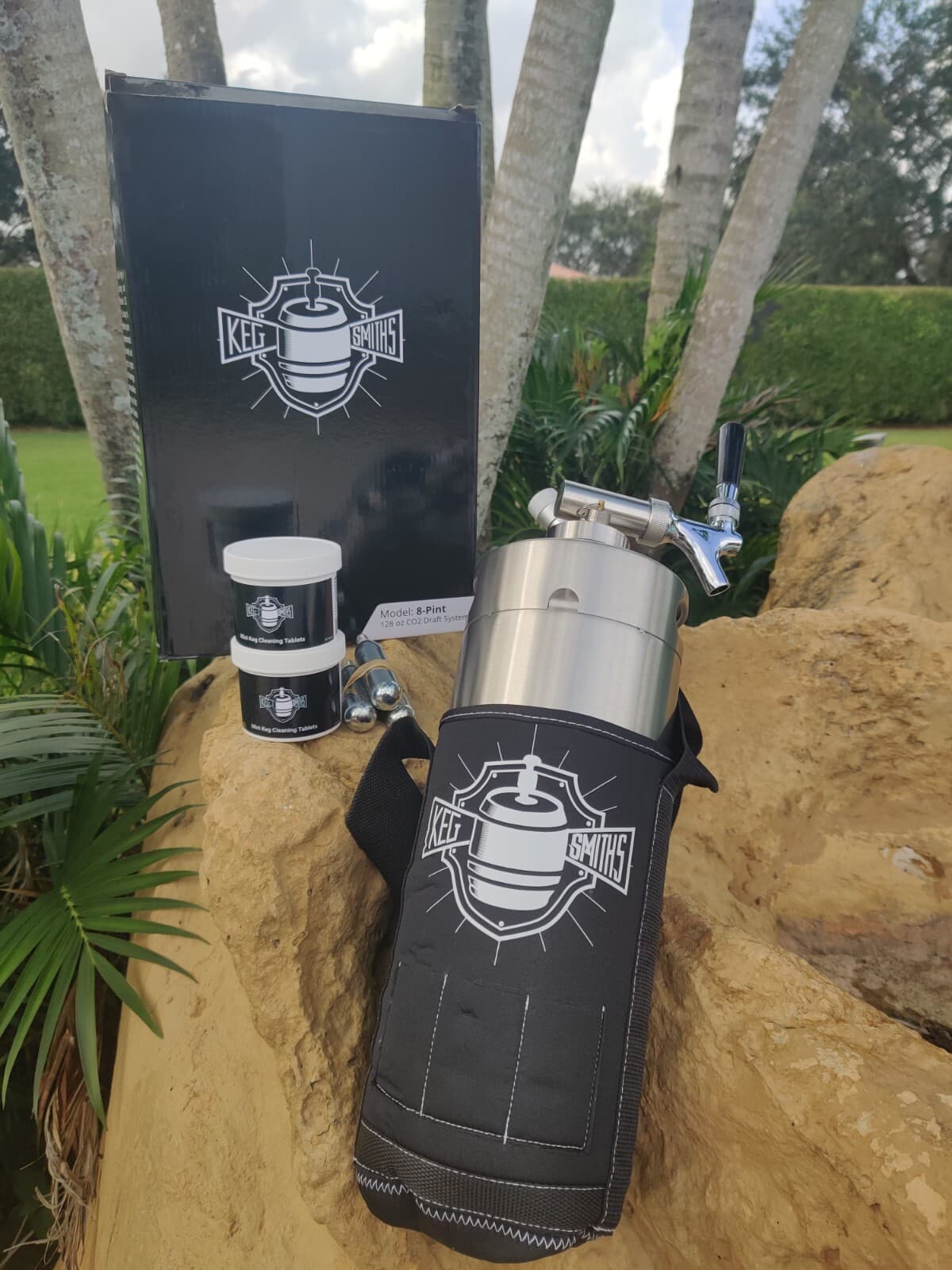 Keg Smiths 8-Pint 128 oz Premium Draft Keg System 02D 2