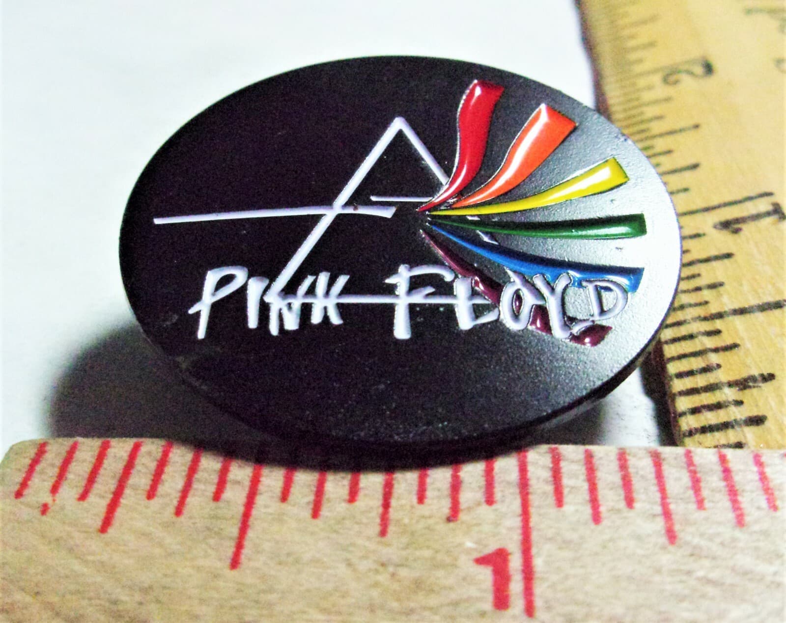 "Pink Floyd" pin vintage collectible old rock band music memorabilia pinback 2