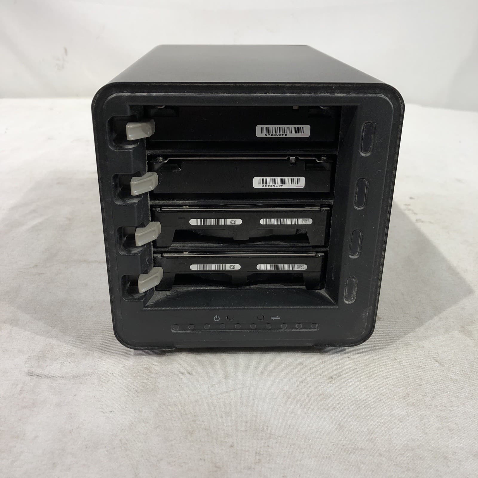 DROBO DRO4D-D 4-bay External Storage Array, w/HDD's 5