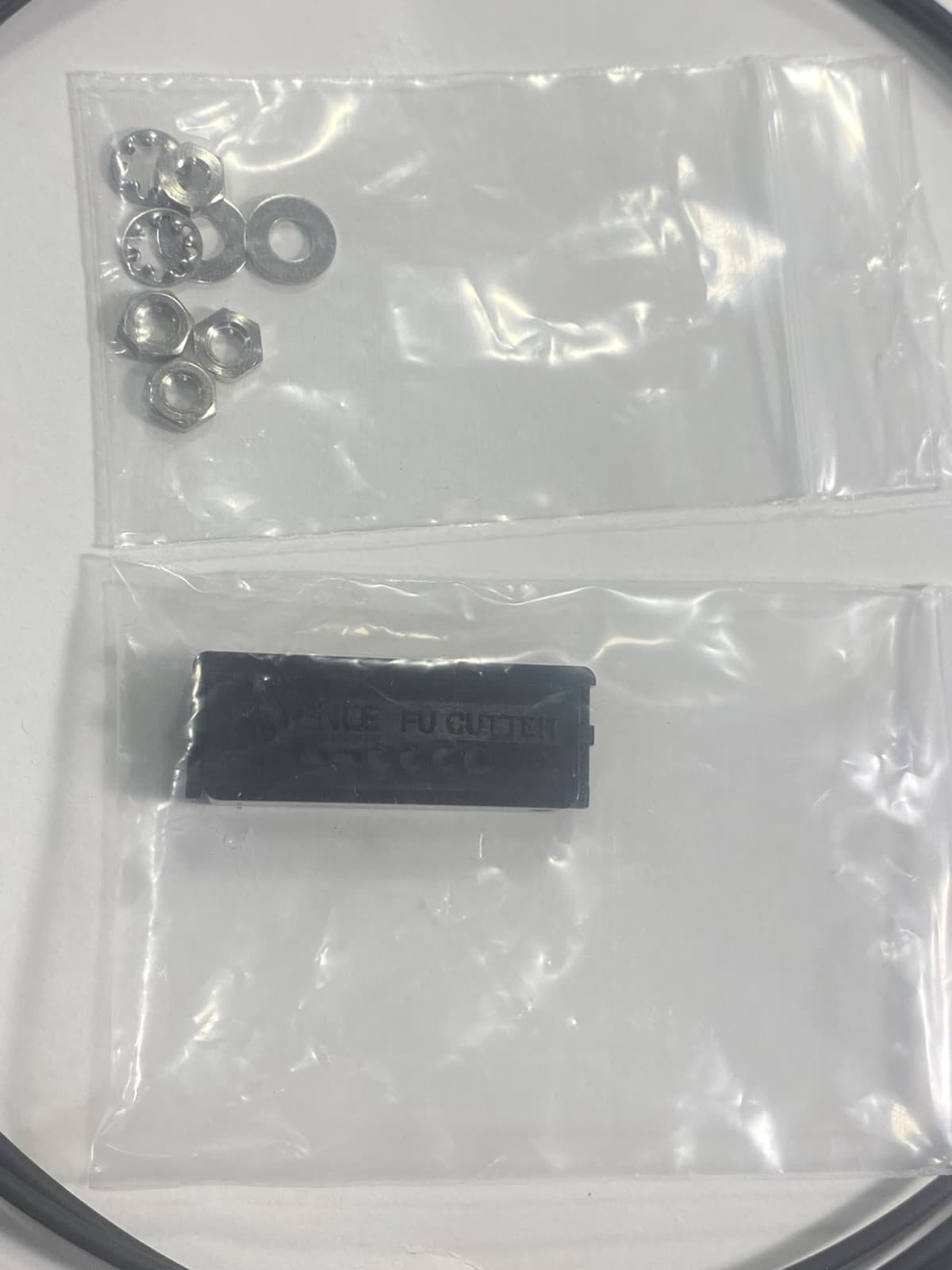 Keyence FU-77V Thru-Beam Fiber Optic Sensor 2M Cord M4 Connection - USA 5