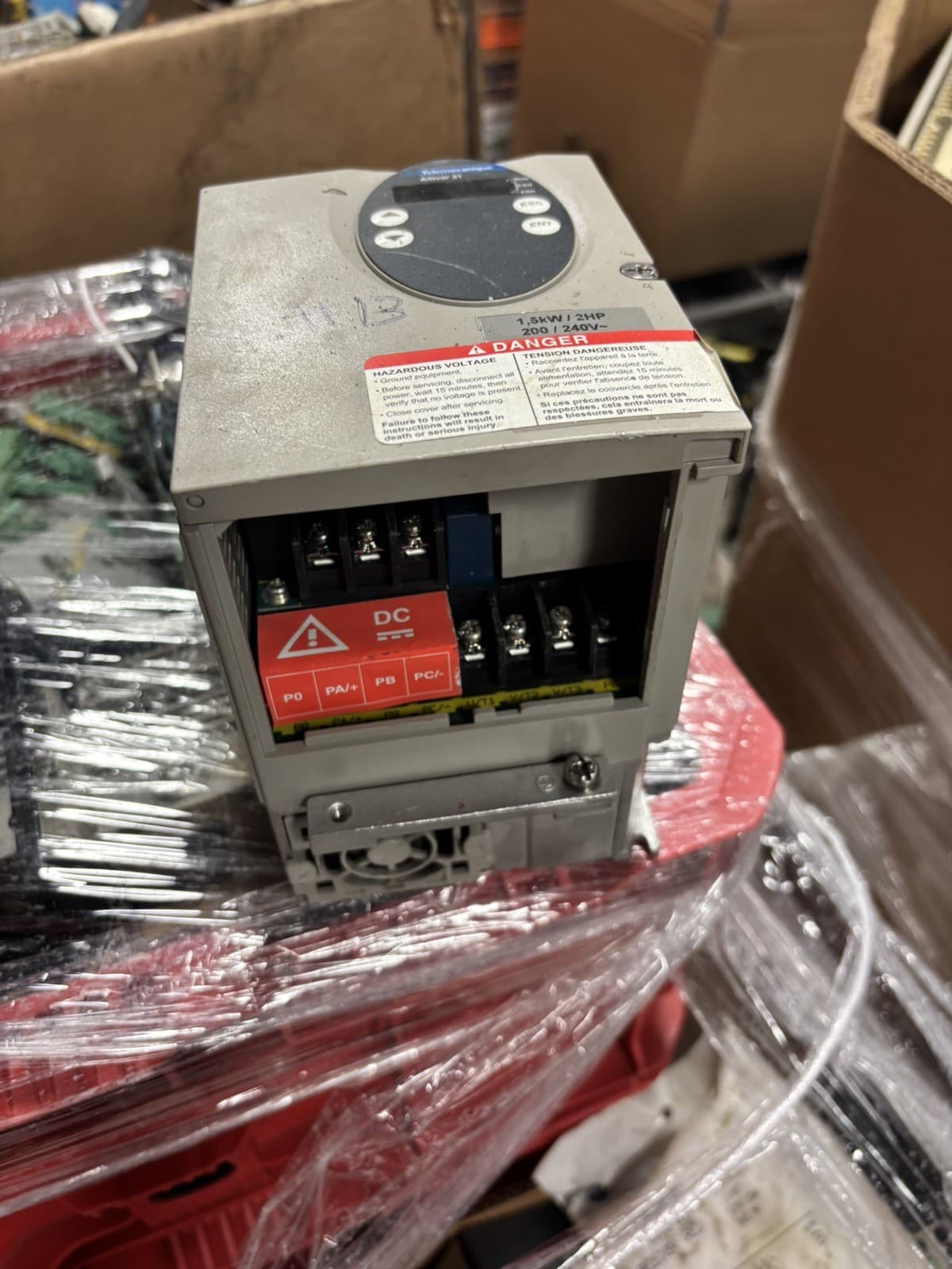 ATV31HU15M2 Telemecanique Schneider 2HP AC Drive Inverter VFD USED 2