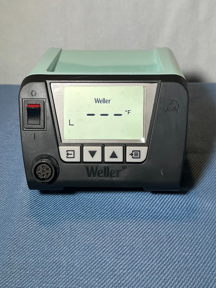 Weller WT1 Soldering Station 2