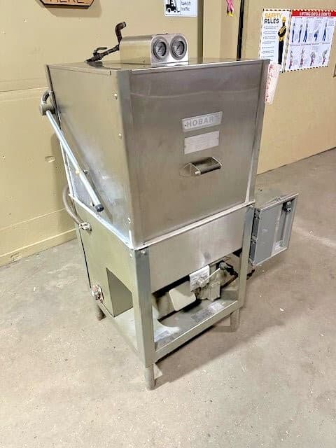 "HOBART AM-11" NATURAL GAS HIGH TEMP LEFT-RIGHT DOOR TYPE DISHWASHER 2
