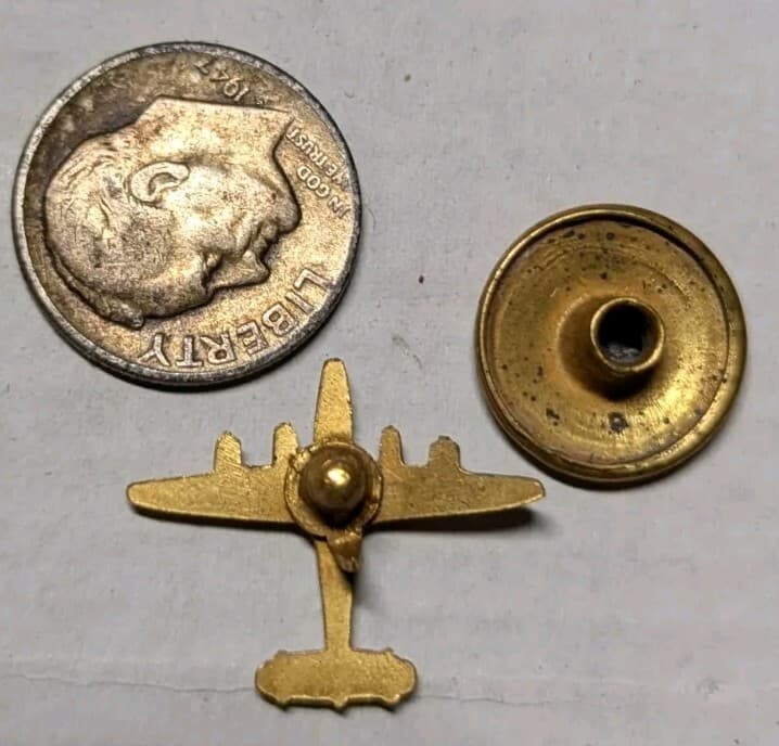 WW2 Lockheed C-69 / L-1049 Constellation Aircraft Pin - AAF  & Civilian Aircraft 4