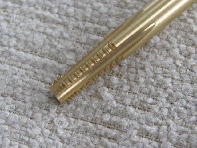 Regal 1213K97C - 1/16-27 x 6in NPT Interrupted 5fl Tin Coated Pipe Tap 3