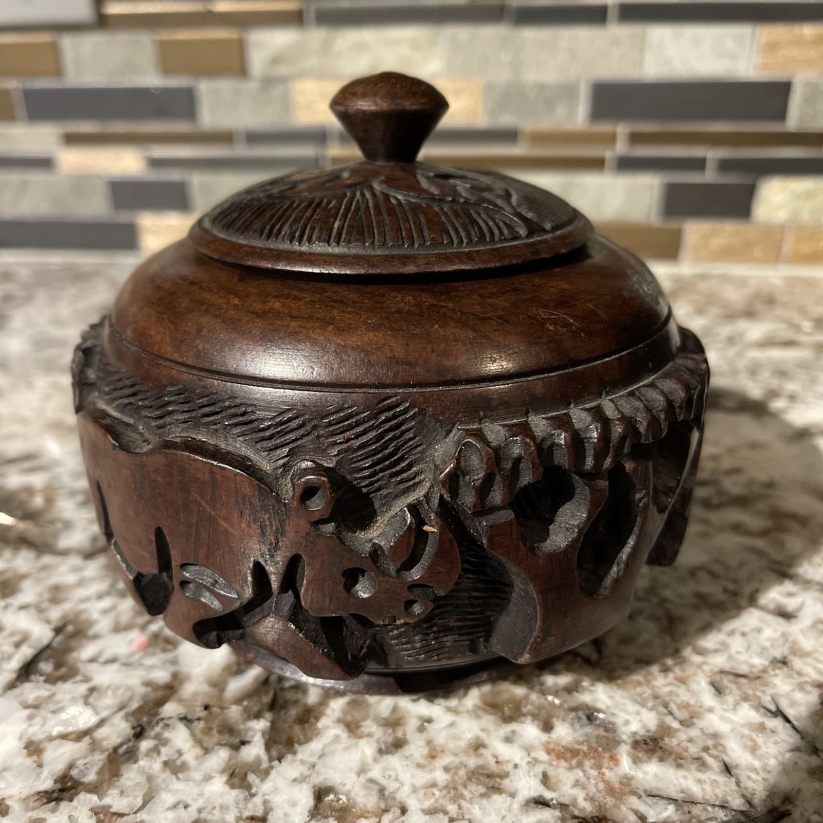 African Carved Brown Wooden Bowl Rhinoceros Elephant Tree Design With Lid! MZZ8 4