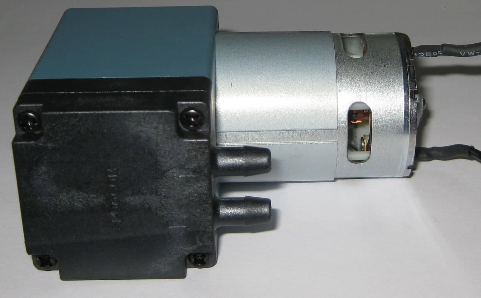 12 V DC Single Diaphragm Head Pressure / Vacuum Pump - 10 L/min - 29 PSI max 4