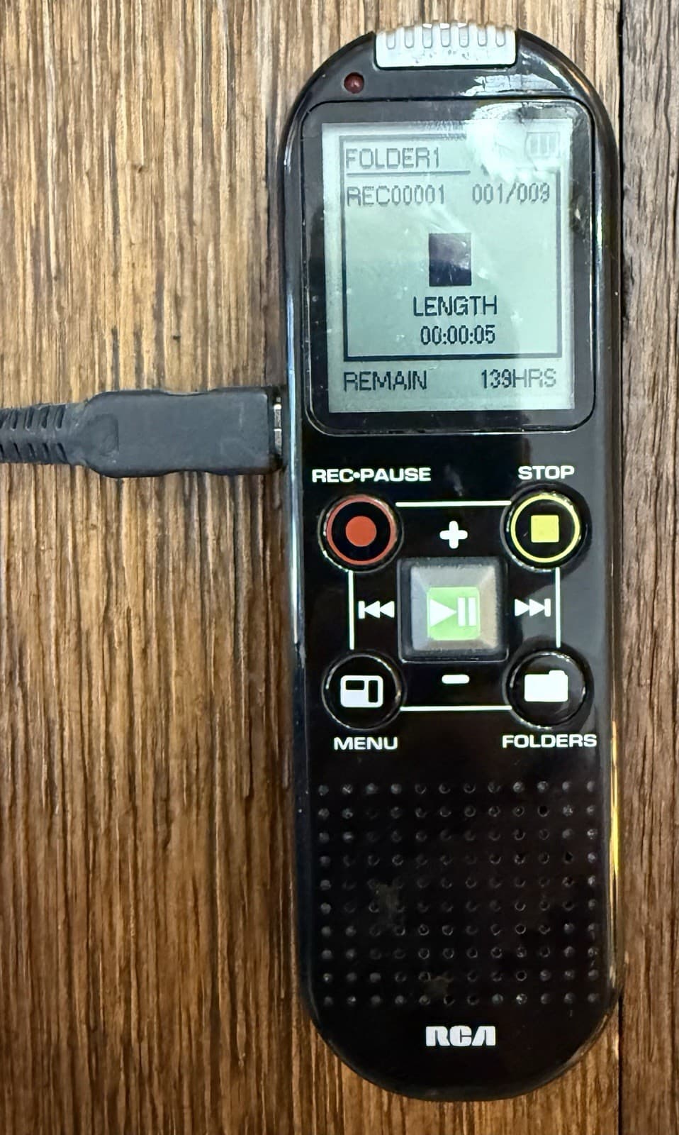 RCA VR6320 2GB Digital Voice Recorder Black Handheld Tested Working with USB