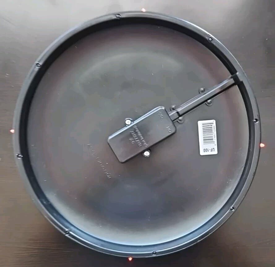 Light Up Frisbee UFO-GLO black Flying Disc 4Light-Up Works On Off Switch NEW 3