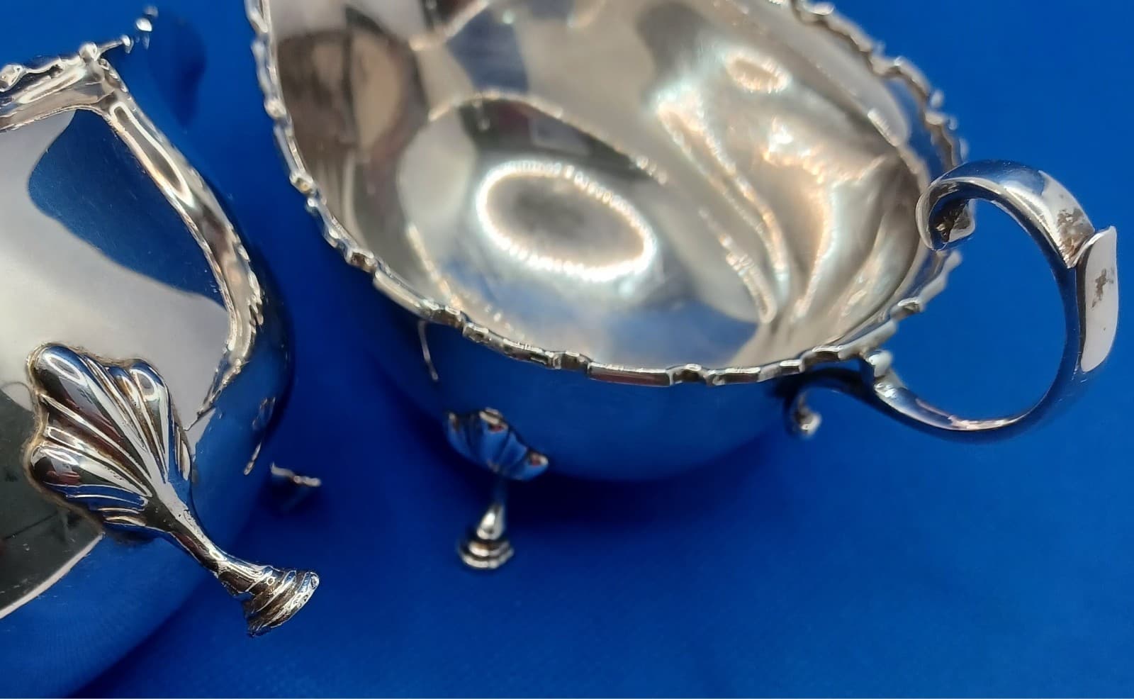 Pair English Sterling Silver Sauce Gravy Boats Birmingham 1939 Davis Duff BOXED 6