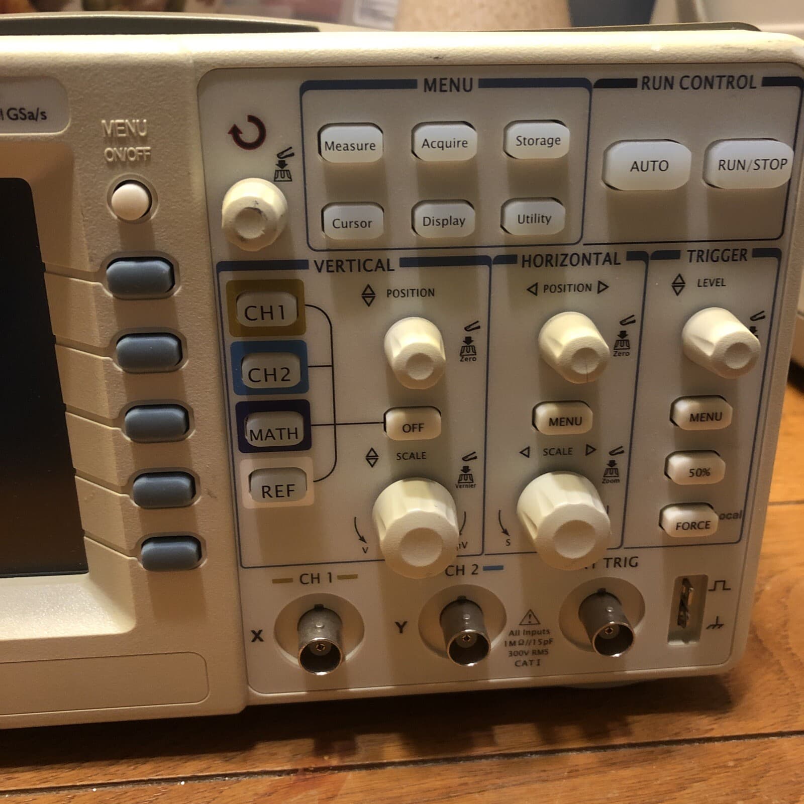 Rigol DS1102E Digital Oscilloscope Good Condition 4