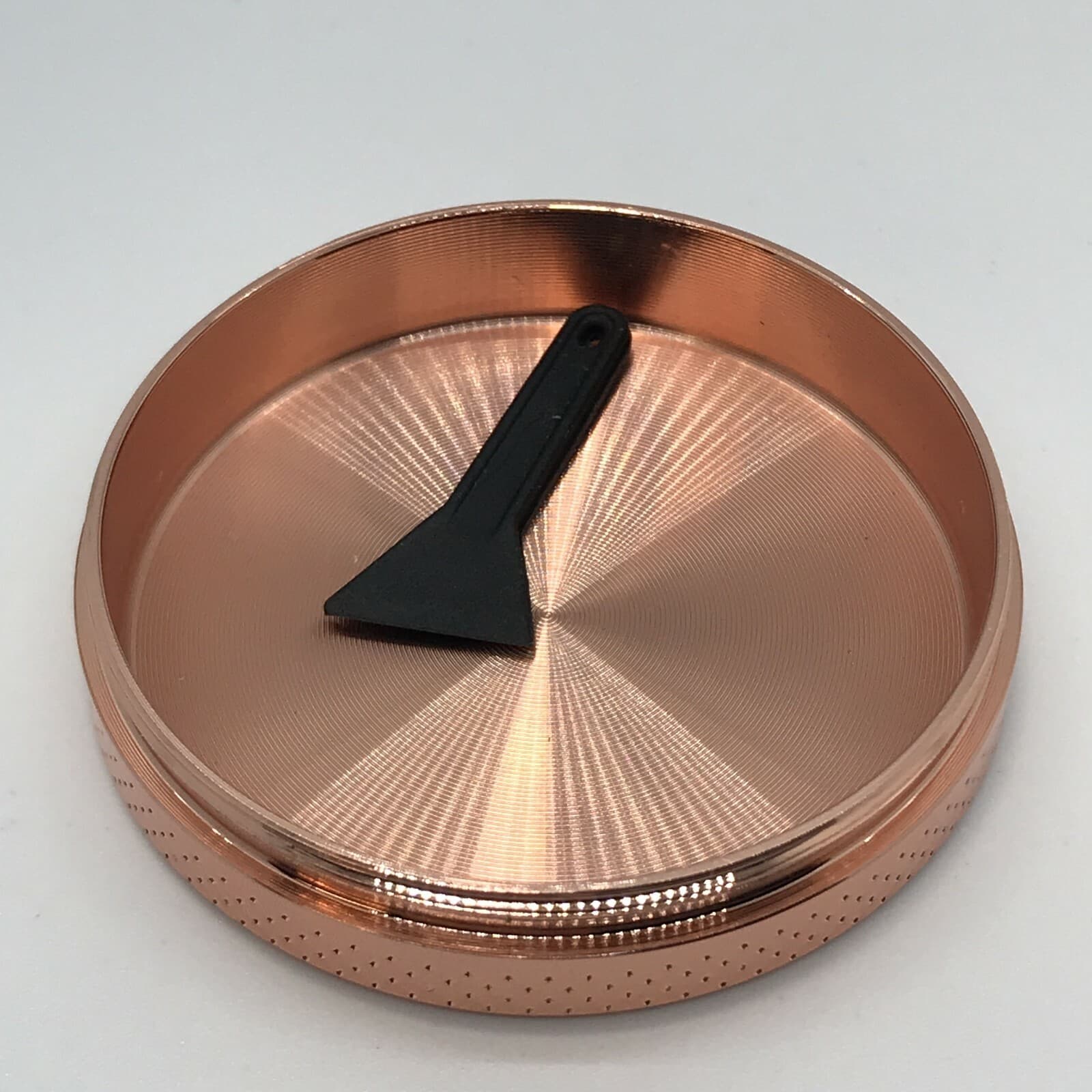 2.2 Inch 4 Piece Metal Large Dry Herb Spice Tobacco Grinder Crusher Rose Gold 5