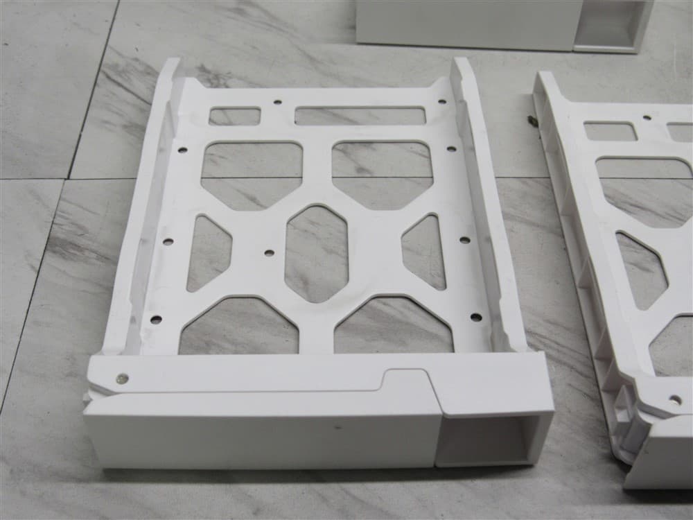 Lot of 4 White Hard Drive Caddues for Qnap TS-431 Network Attached Storage NAS  2