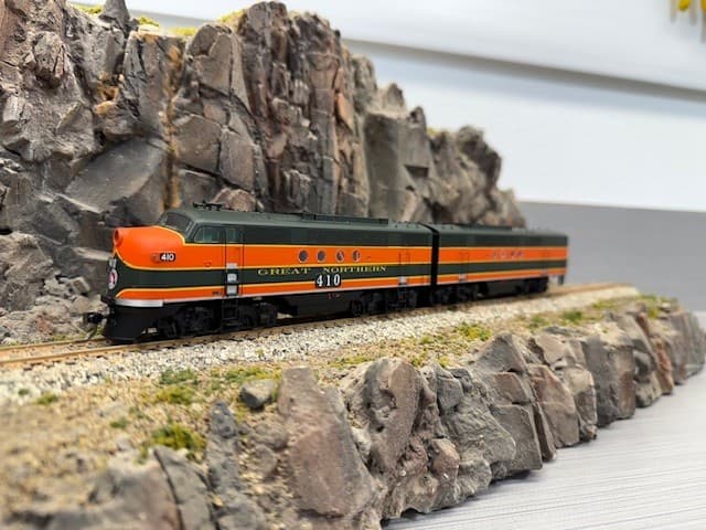 Intermountain Great Northern FT AB HO Locomotives with DCC & Sound