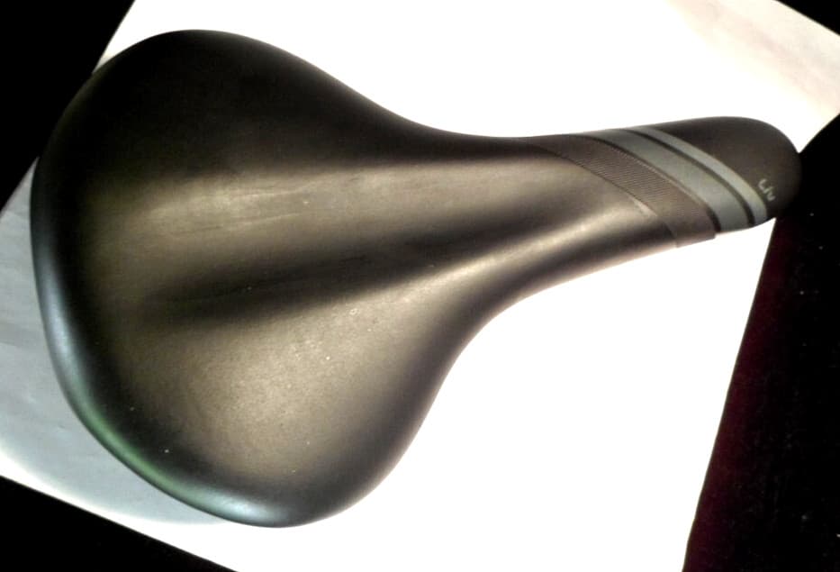 BLACK / GRAY DDK LIV CITY HYBRID PRO ACTIVE BICYCLE SEAT SADDLE ROAD TOURING VGC 4