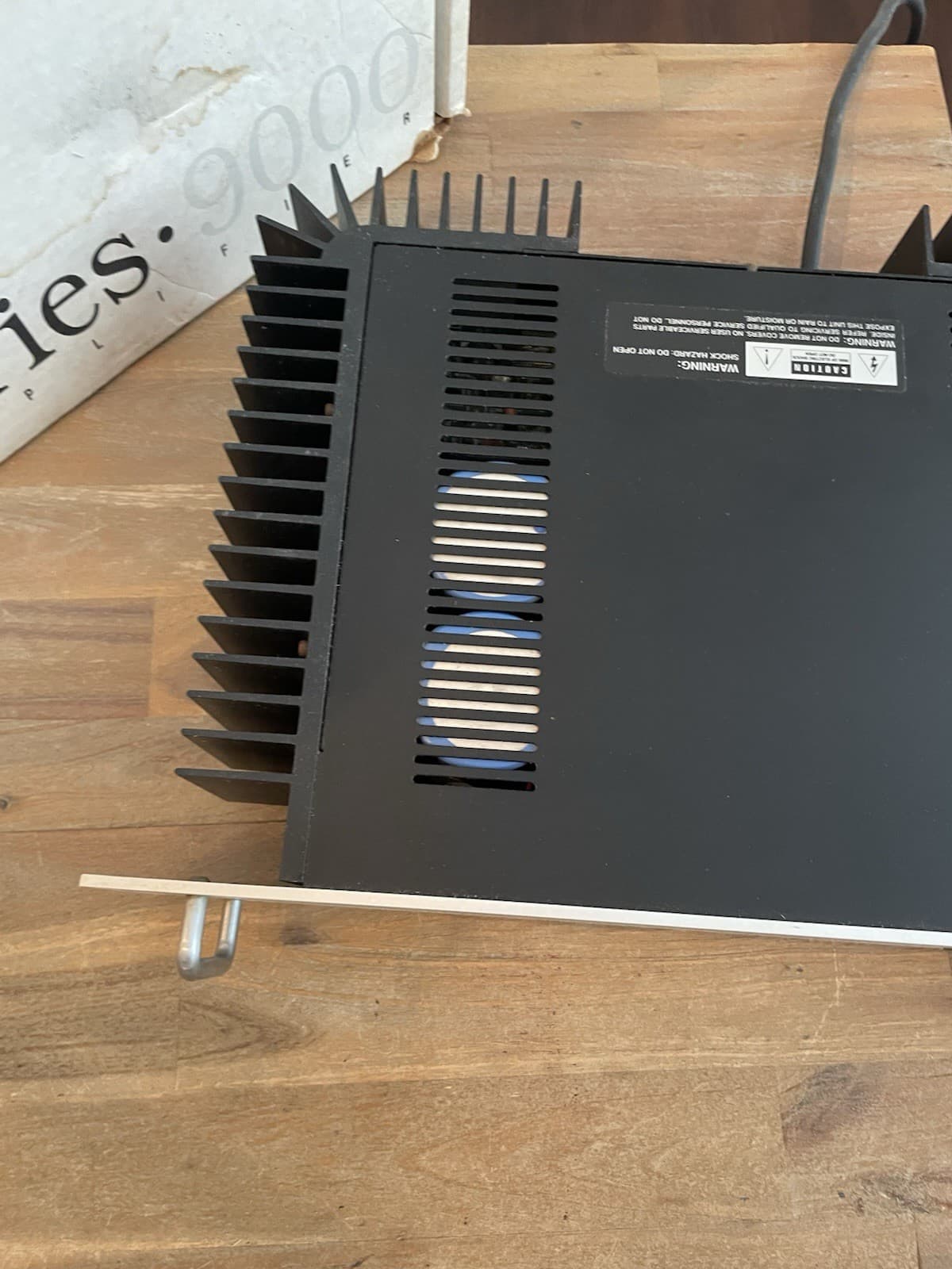 Hafler Transnova 9300 9000 Series Power Amplifier  Silver With Handles 19” NOS? 4