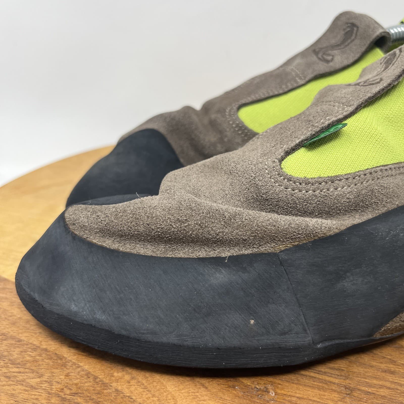 La Sportiva Cobra Eco Climbing Shoe Bouldering Sport Climbing Mens 10.5 EU 43.5 2