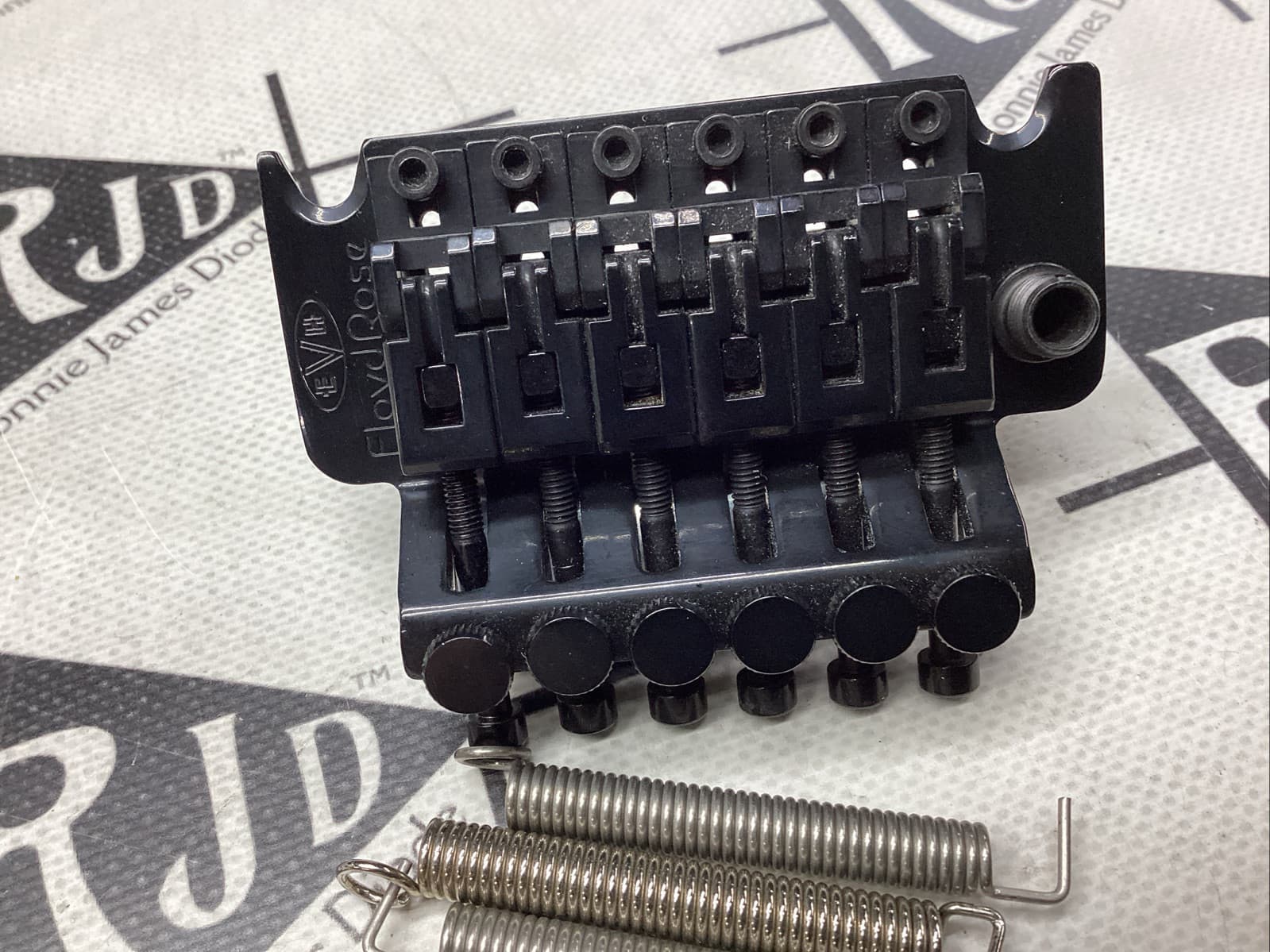 EVH Logo Floyd Rose Tremolo Bridge Vibrato Black Locking 37mm 2