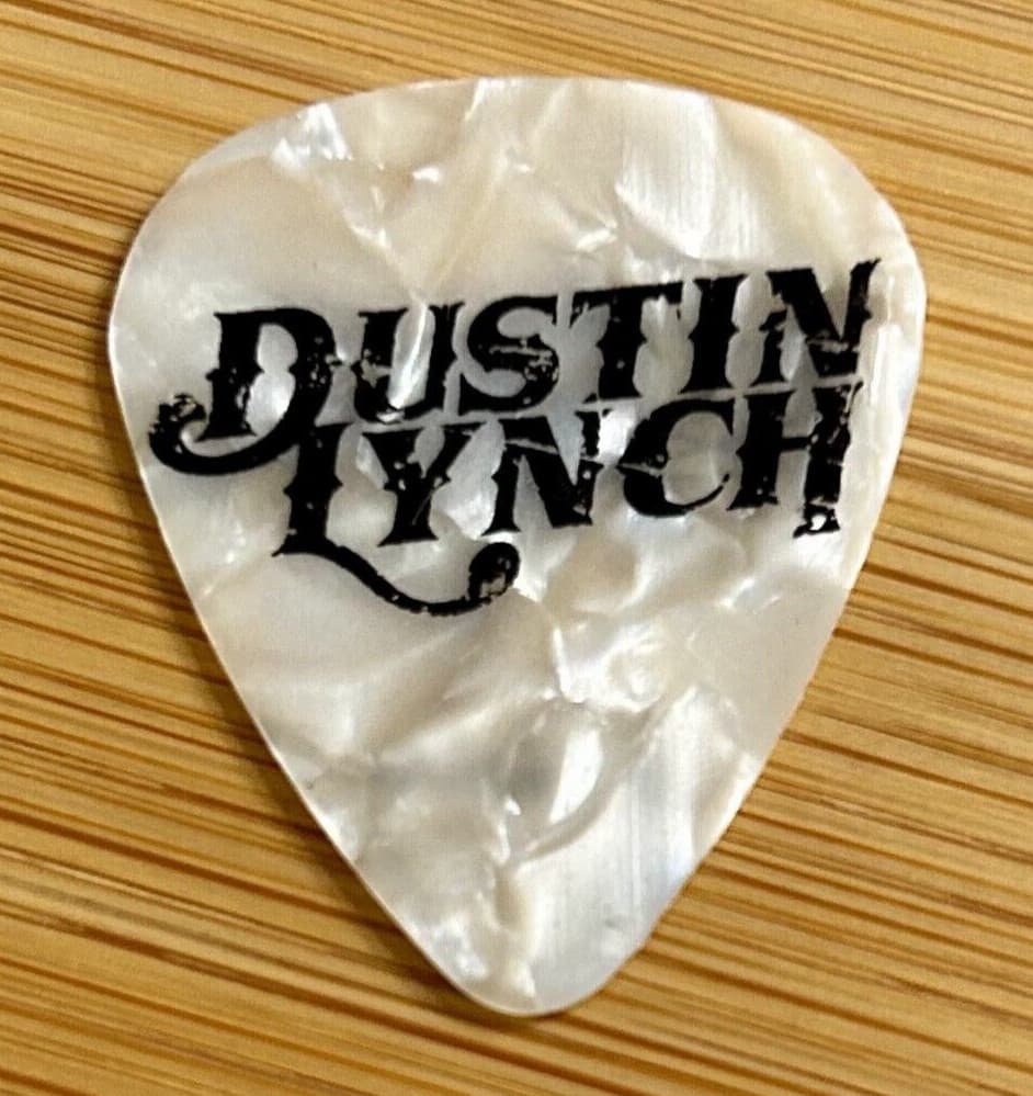 Dustin Lynch Signature Tour Guitar Pick
