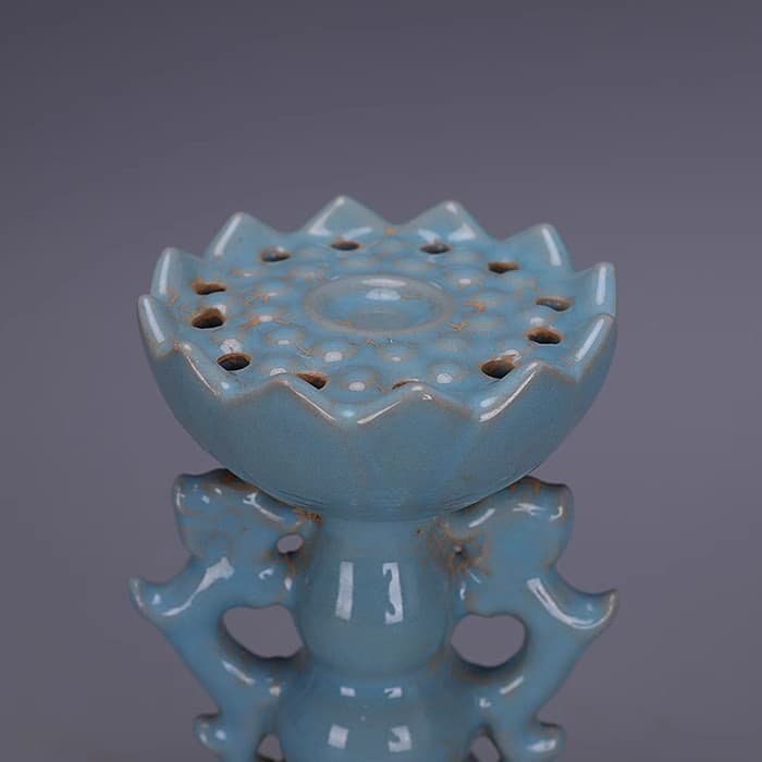 Old Porcelain Song Dynasty Ru Kiln Blue and White Branch Nails Lotus Oil Lamp 4