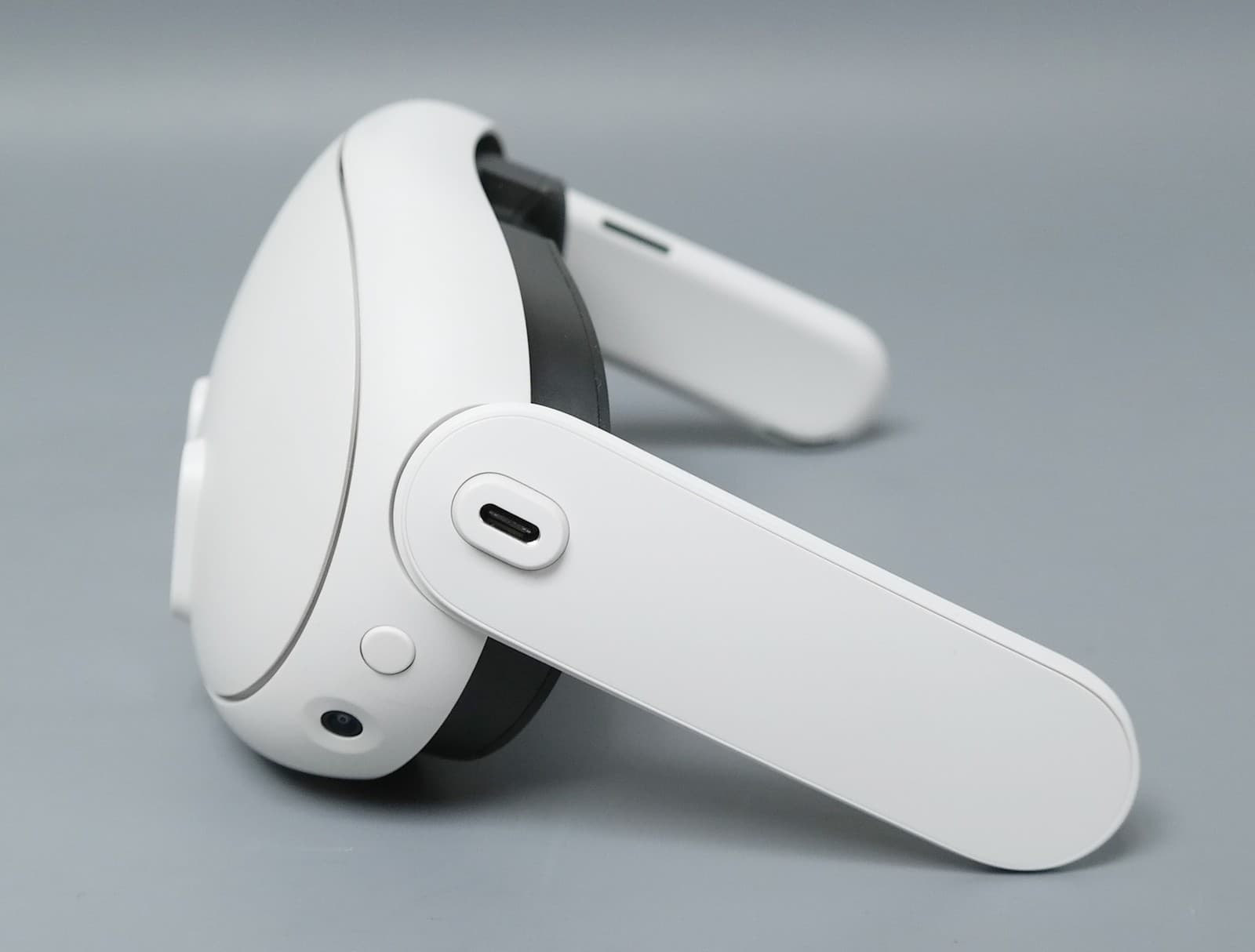 Meta Quest 3 128GB VR Headset ONLY - White 3