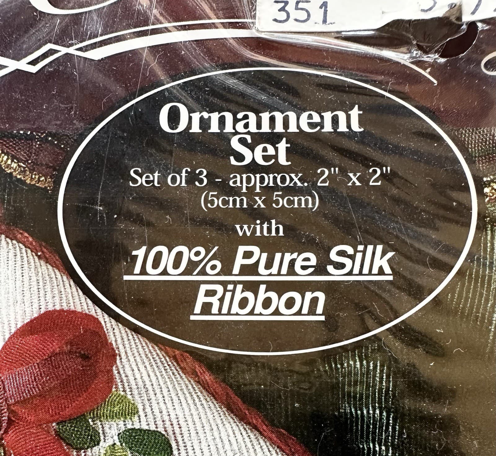 SILK Ribbon Embroidery Ornament Kit 83355 Quilters Christmas  Makes 3 - New 6