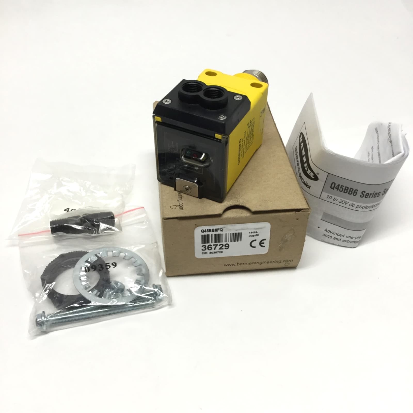 Banner Q45BB6FQ Rugged IR Fiber Optic Amplifier, 10-30VDC, NPN/PNP, 4-Pin 7/8"