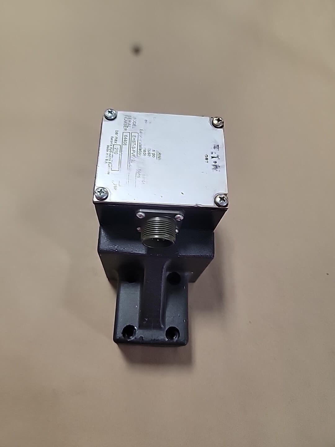 EATON-VICKERS EHST-3-FVF-40 Pressure Relief Valve, Used, Free Shipping 3