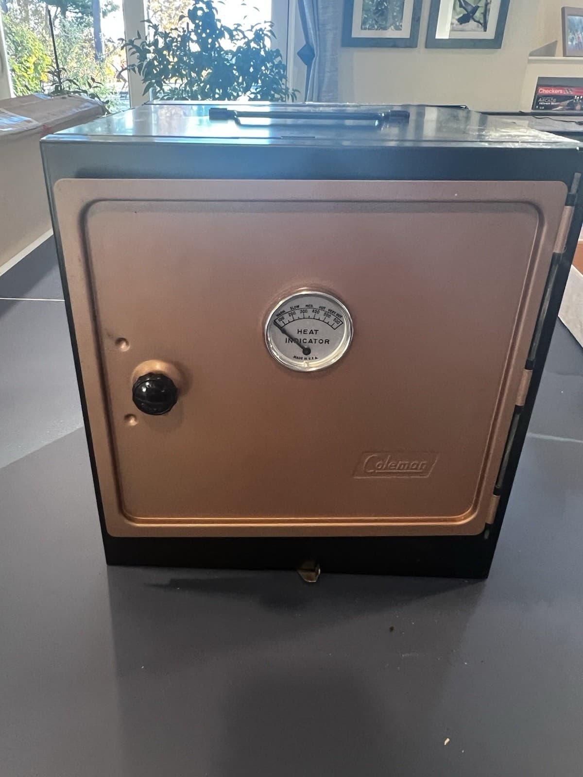 Vintage Coleman Camping CAMP STOVE Oven Model 5010A700 Folding