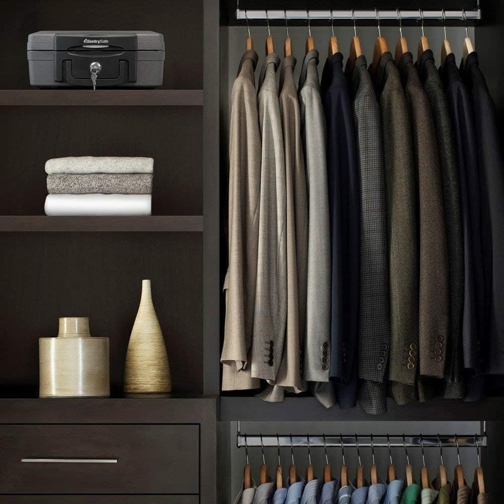 SentrySafe H0100 Fireproof Waterproof Portable Safe with Key Lock – 0.17 cu ft 6