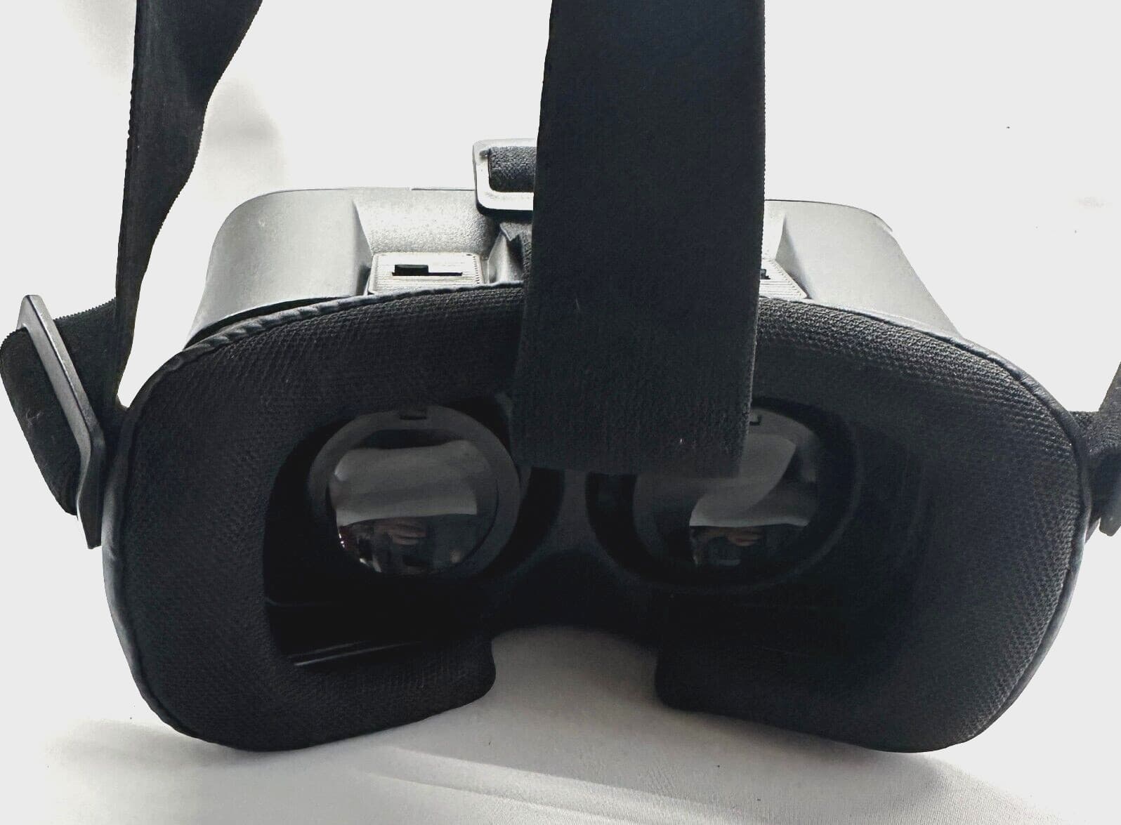 EVO NEXT VR Virtual Reality Headset Smartphone MI-VRH01-101 Android And iPhone 4