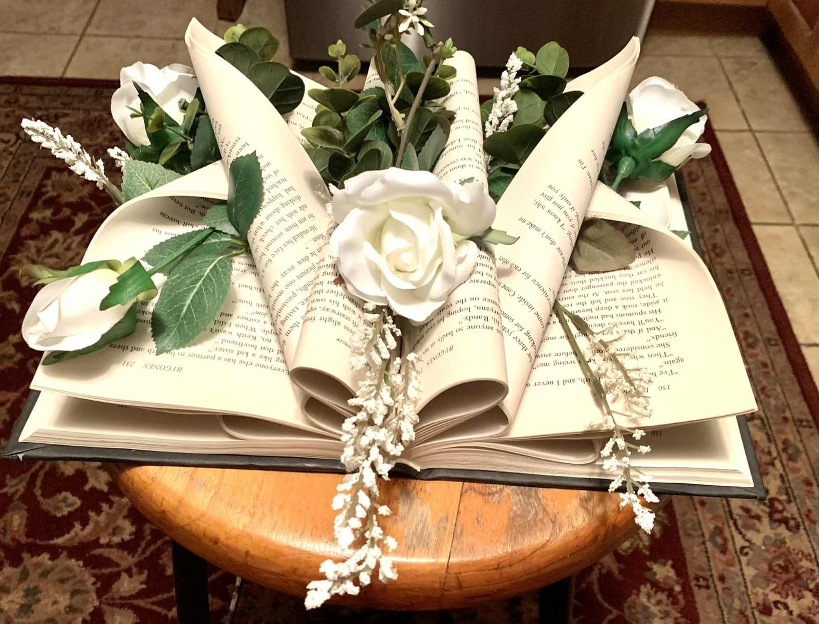 9 Whimsical Romantic Wedding Centerpieces 3