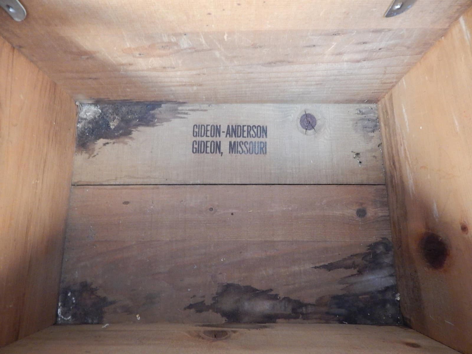 Vintage Schlitz Lager X Wood Crate w/Lid, Gideon, Missouri 4