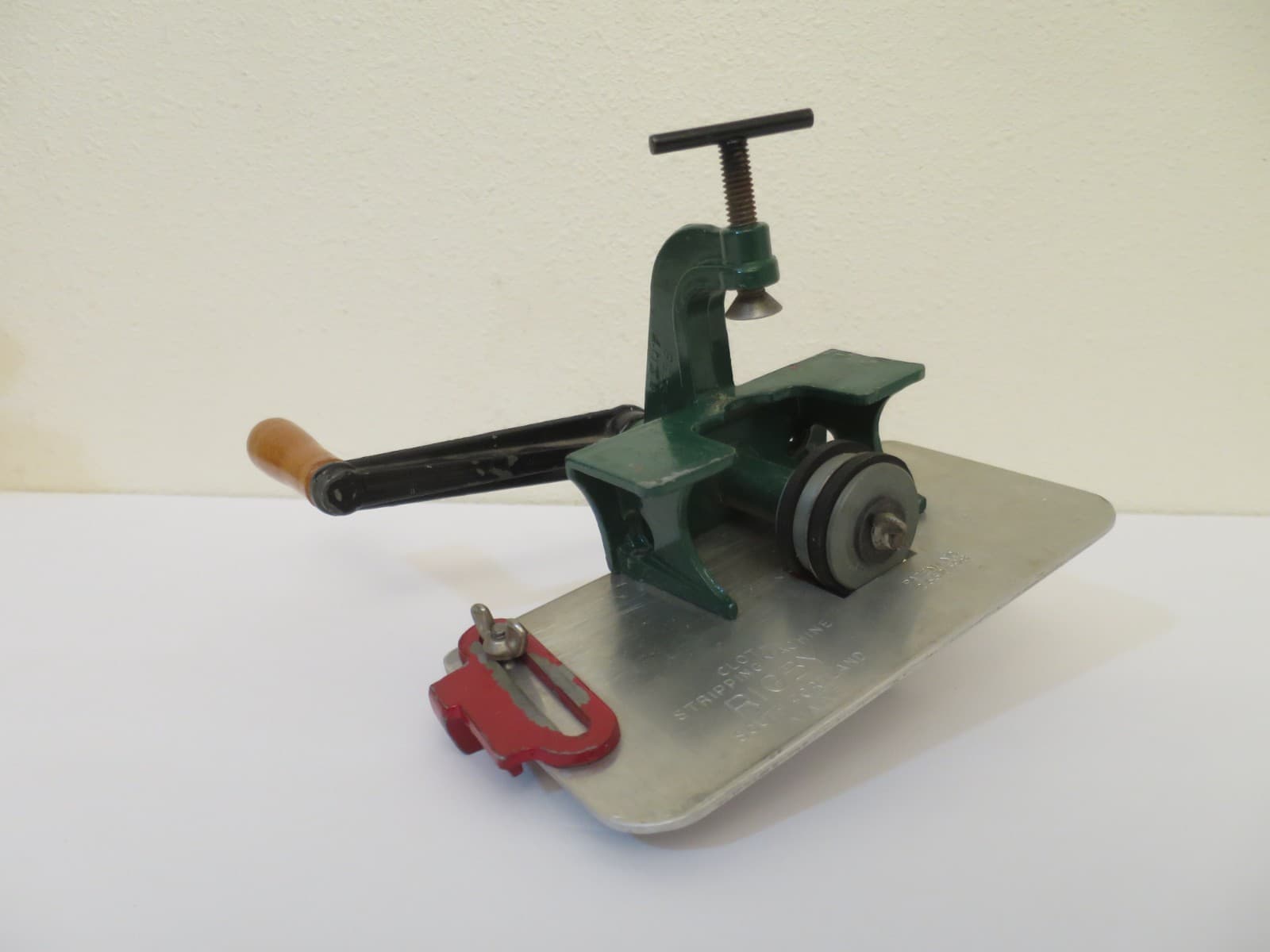 Vintage RIGBY Cloth Stripping Machine Cloth Cutting Hook Rug Making Tool
