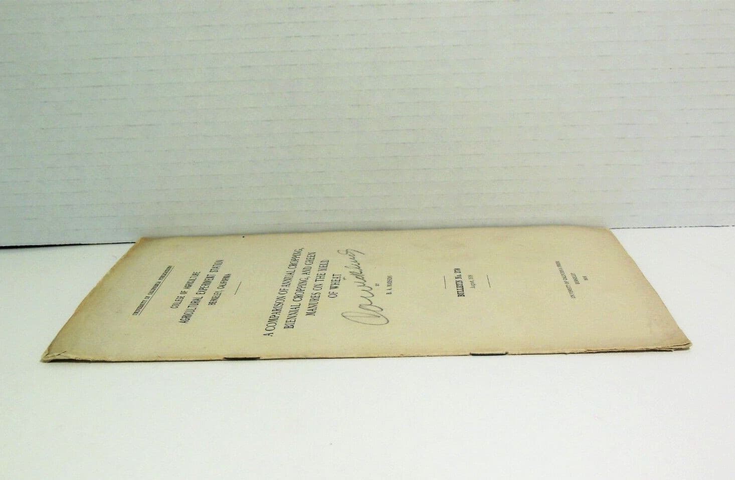 1916 Wheat Yield Comparison Annual Biennial Cropping and Green Manures Bulletin 3