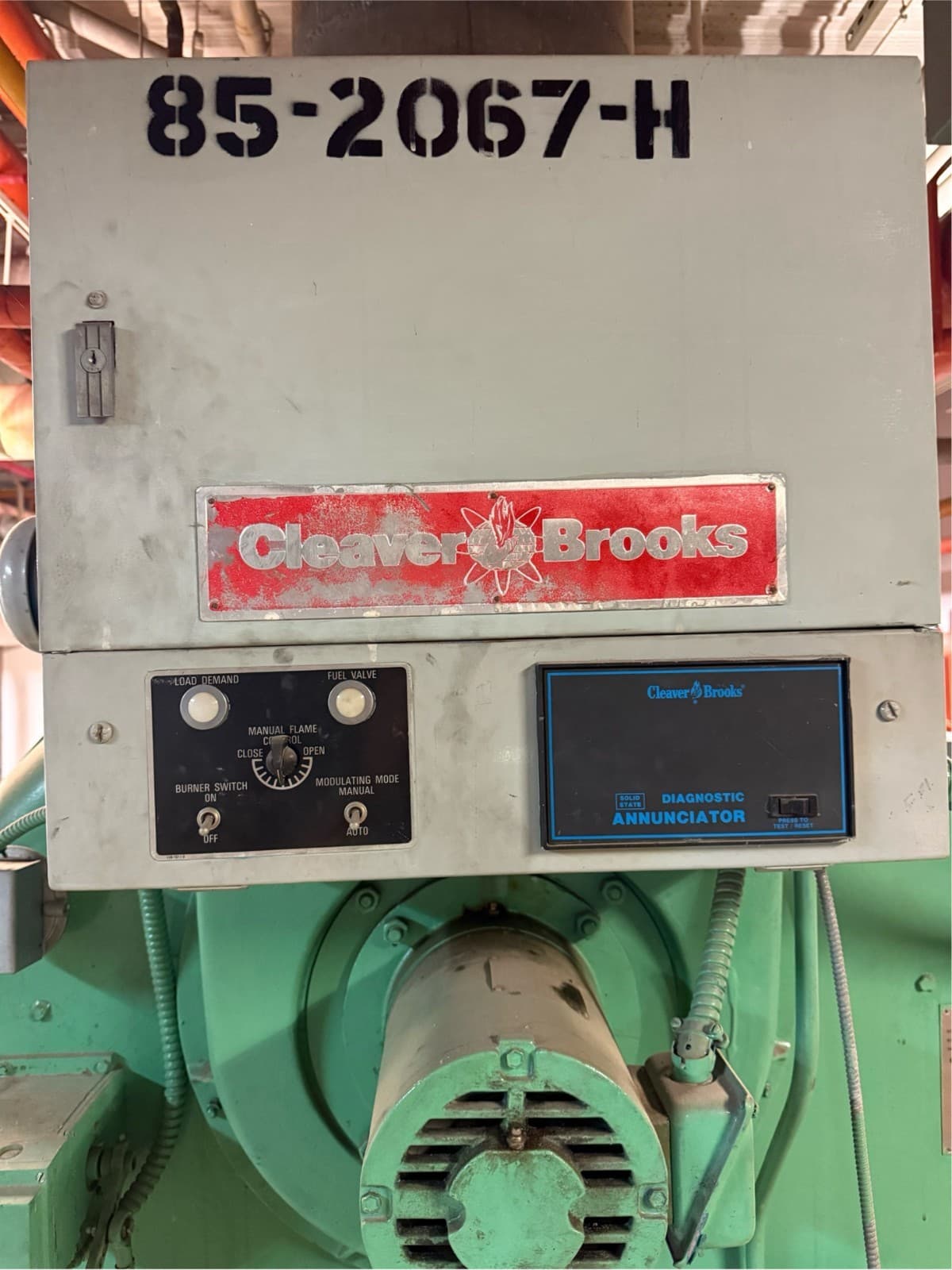 125HP Cleaver-Brooks CB700-125 Gas Fired Boiler Assembly 480V 11A 3PH  U557263 2