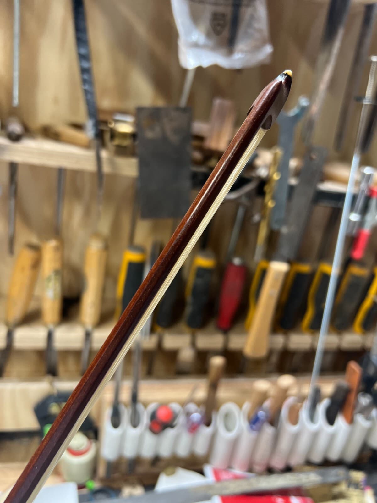 1/4 Size Violin Bow Advanced Wood Warm Tone Natural Horsehair 6